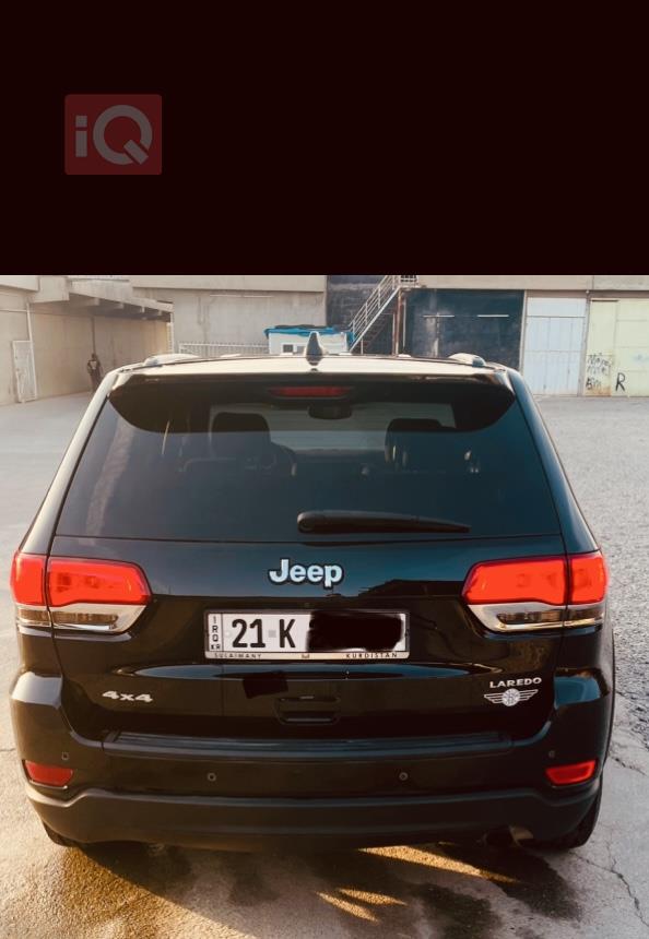 جیپ گراند شیرۆکی